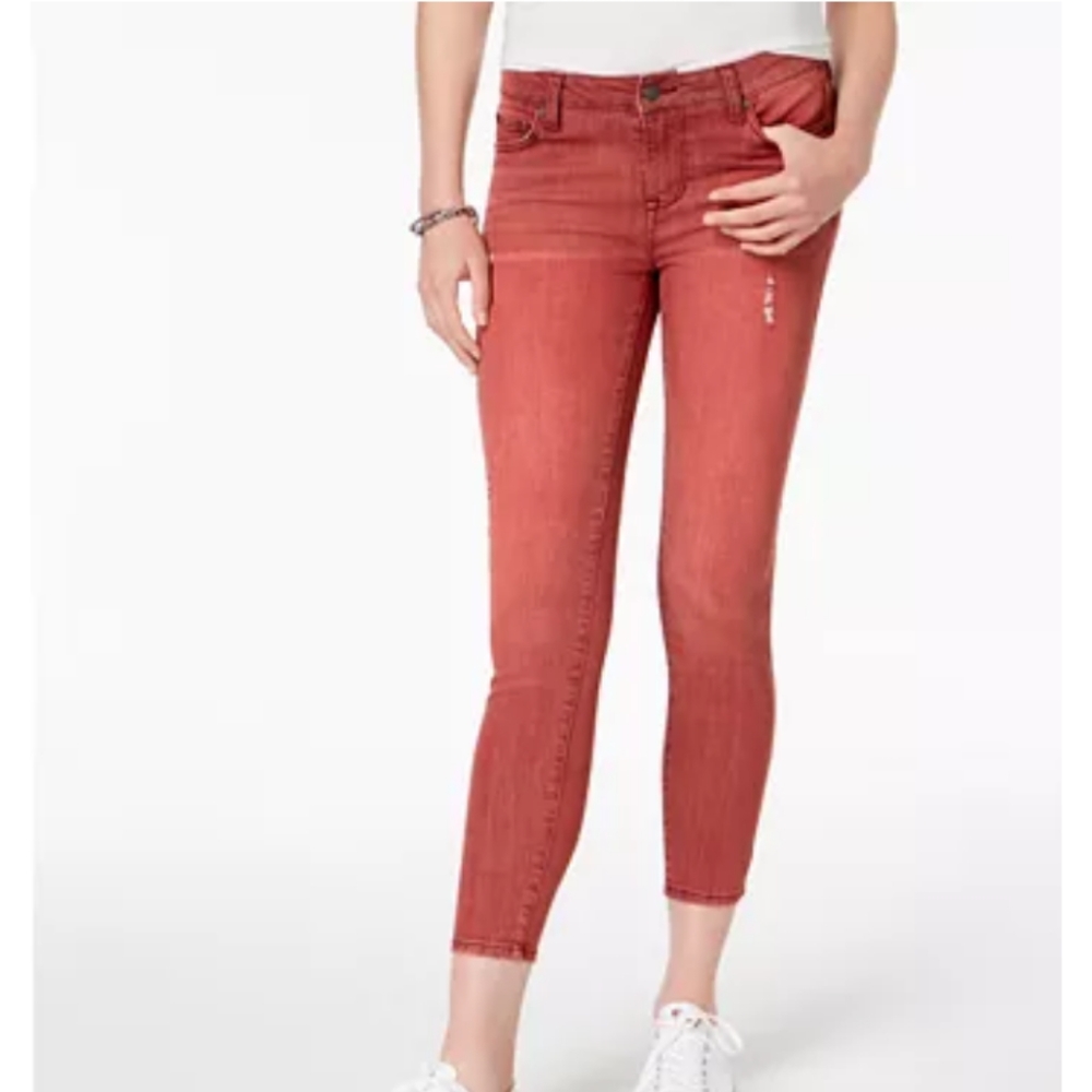 CELEBRITY PINK JEANS